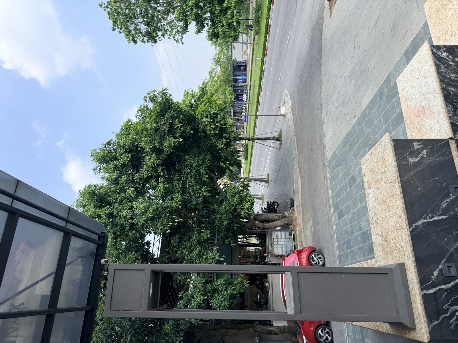 View từ sảnh chính hướng 1